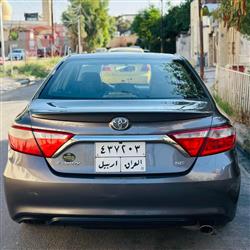 تۆیۆتا کامری